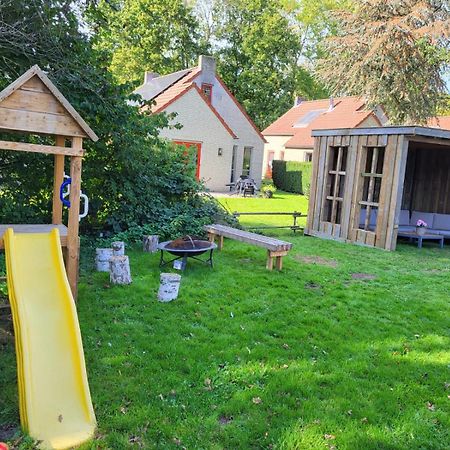 7 Person House With Garden, Firepit, Swimming Lake, Hammock, Child Friendly, In- And Outside Playground, Slide, And Great Coffee Ewijk Dış mekan fotoğraf
