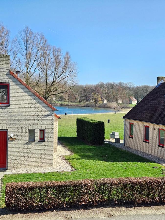 7 Person House With Garden, Firepit, Swimming Lake, Hammock, Child Friendly, In- And Outside Playground, Slide, And Great Coffee Ewijk Dış mekan fotoğraf