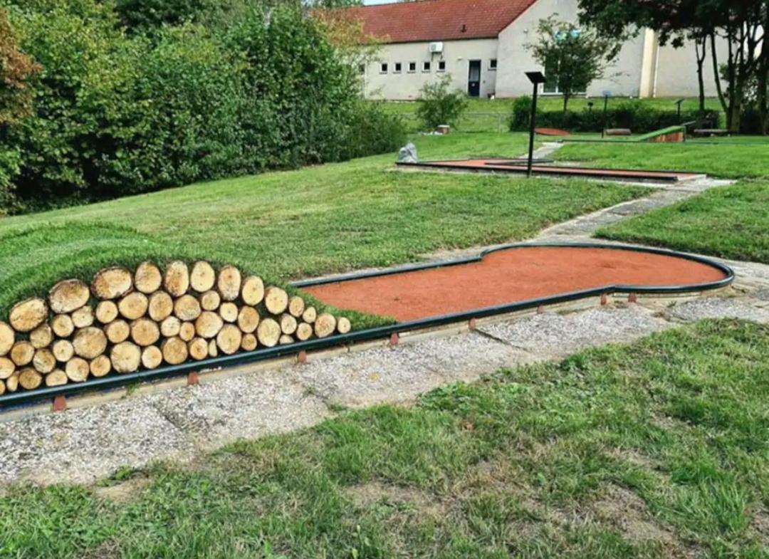 7 Person House With Garden, Firepit, Swimming Lake, Hammock, Child Friendly, In- And Outside Playground, Slide, And Great Coffee Ewijk Dış mekan fotoğraf