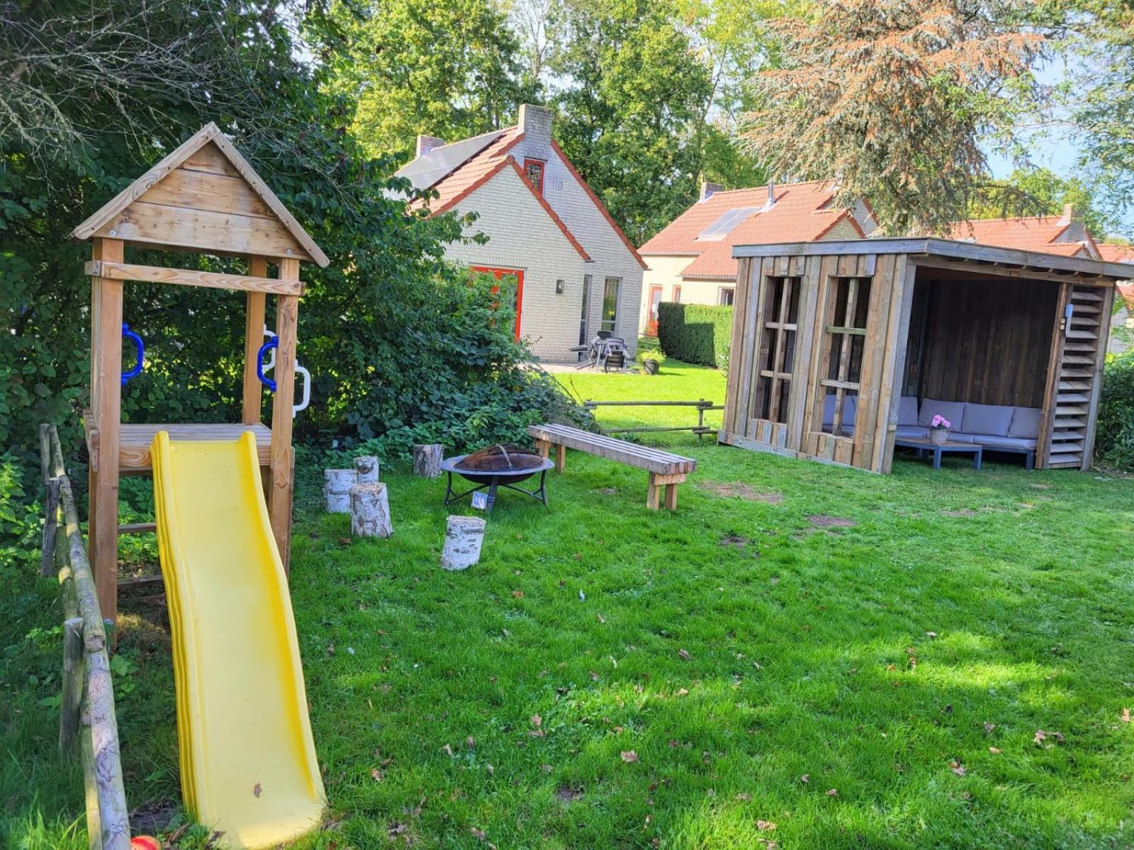 7 Person House With Garden, Firepit, Swimming Lake, Hammock, Child Friendly, In- And Outside Playground, Slide, And Great Coffee Ewijk Dış mekan fotoğraf